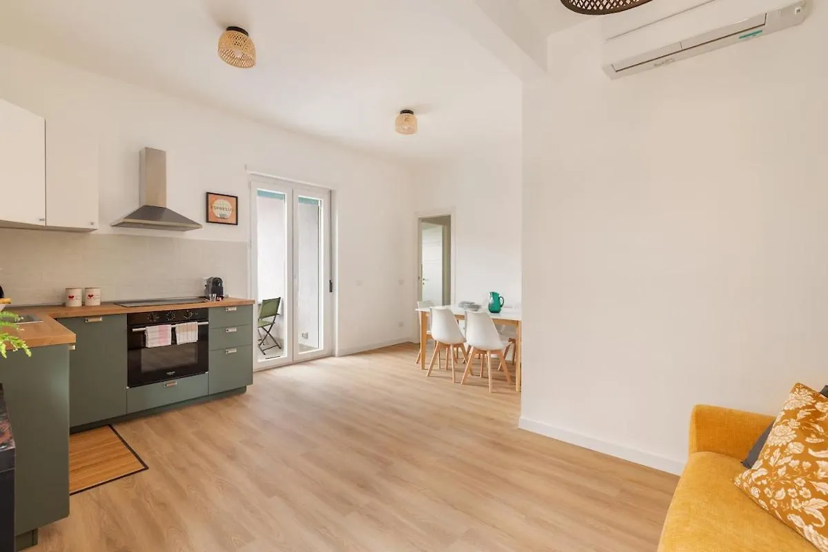 Design Apartment, Near Tiburtina Station Rome