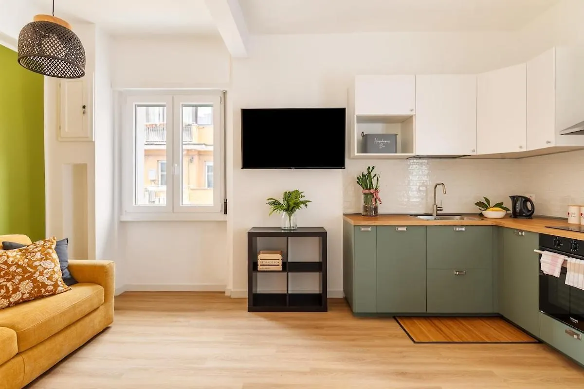 Design Apartment, Near Tiburtina Station Rome